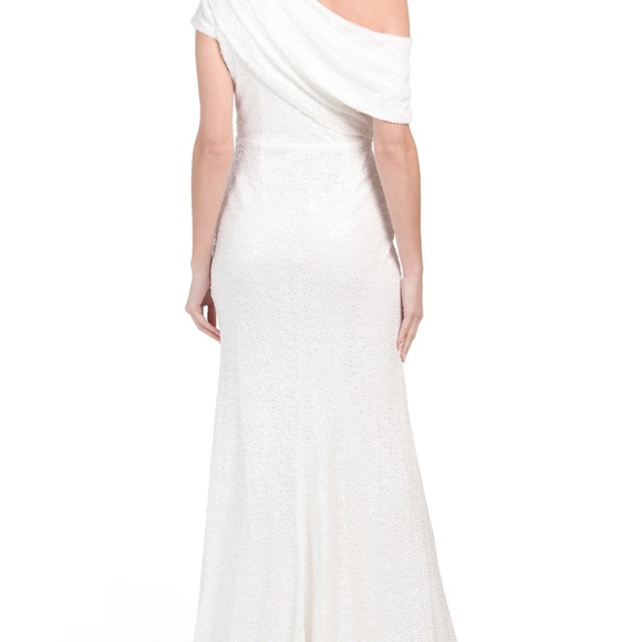 BADGLEY MISCHKA Sequin Asymmetric Drape Shoulder gown, Ivory, size 12 - Picture 2 of 7